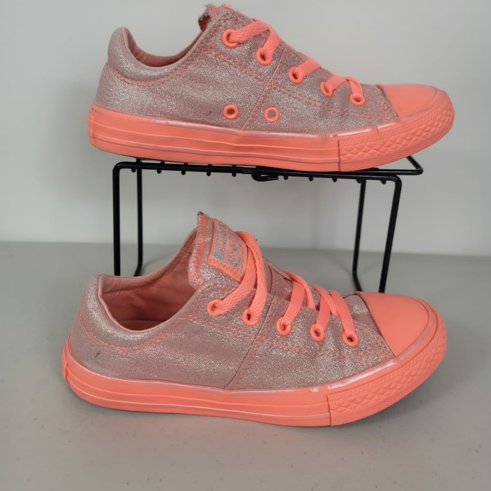 Converse All-Star girls Shoes Sneakers Size 2